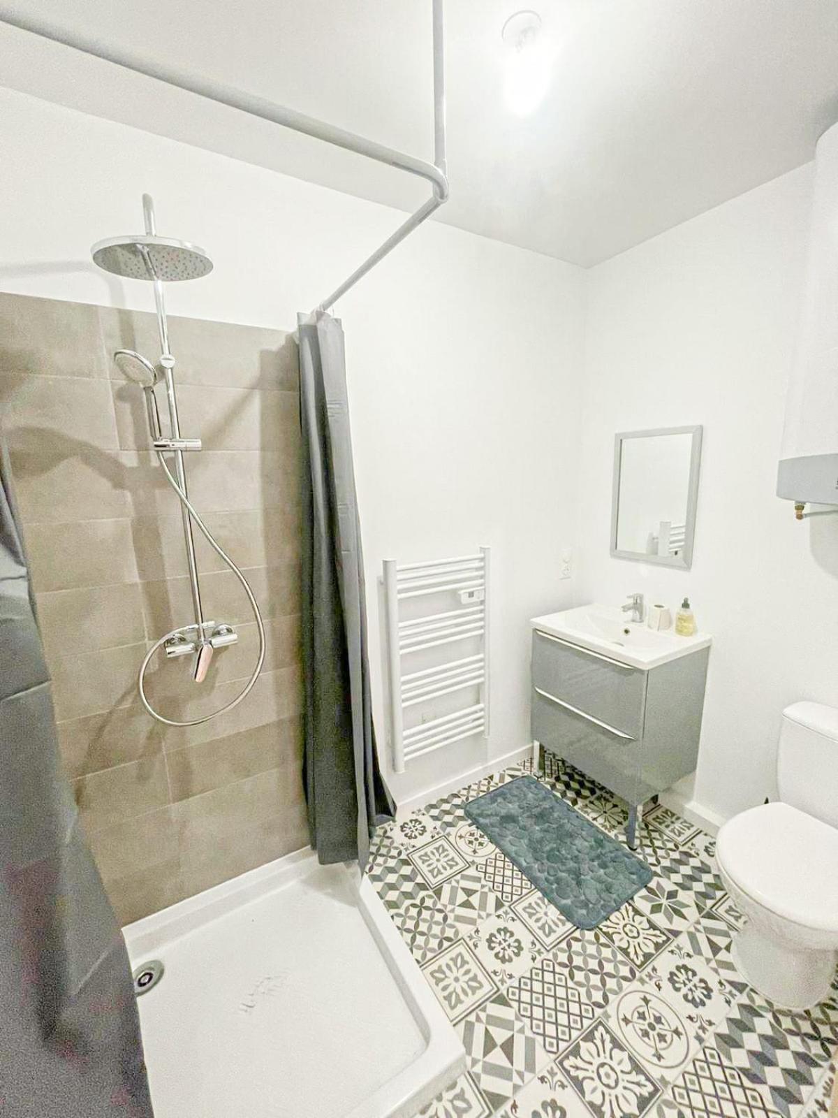 Appartement Cosy Sun - 1ch - Avec Patio Privatif *